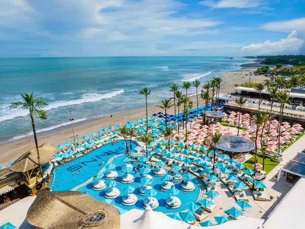 Finns beach club canggu guide